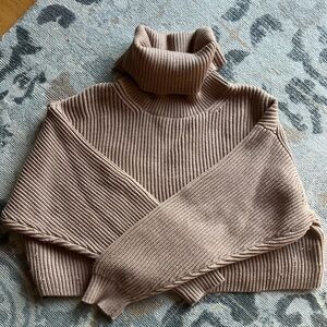 Aritzia Babaton wool sweater